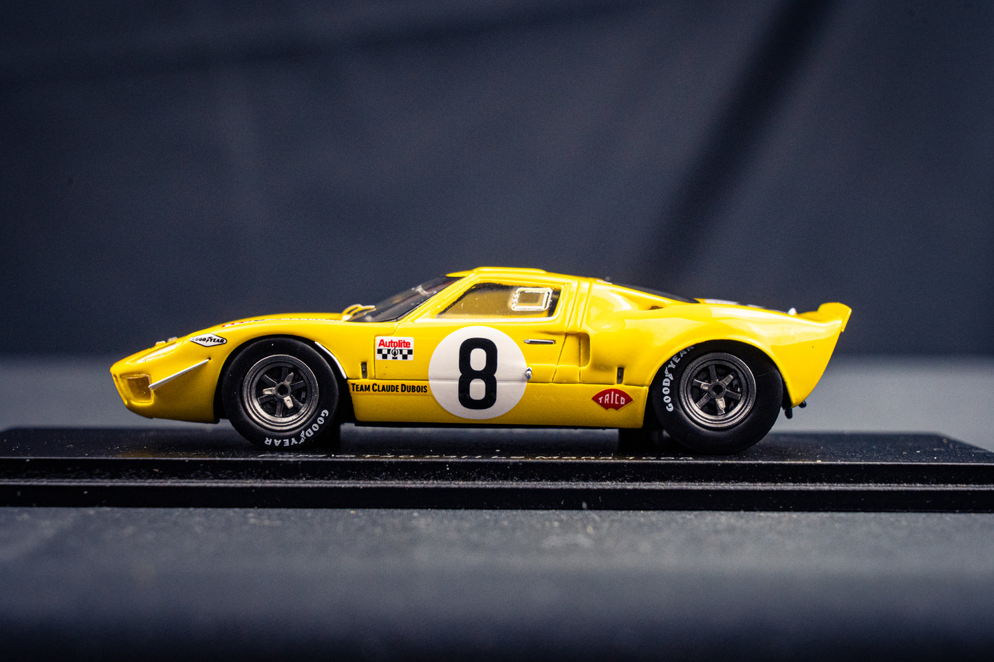 Ford GT40 #8 W.Mairesse / Beurlys / Blaton - 24h LeMans 1968 - Spark 1:43