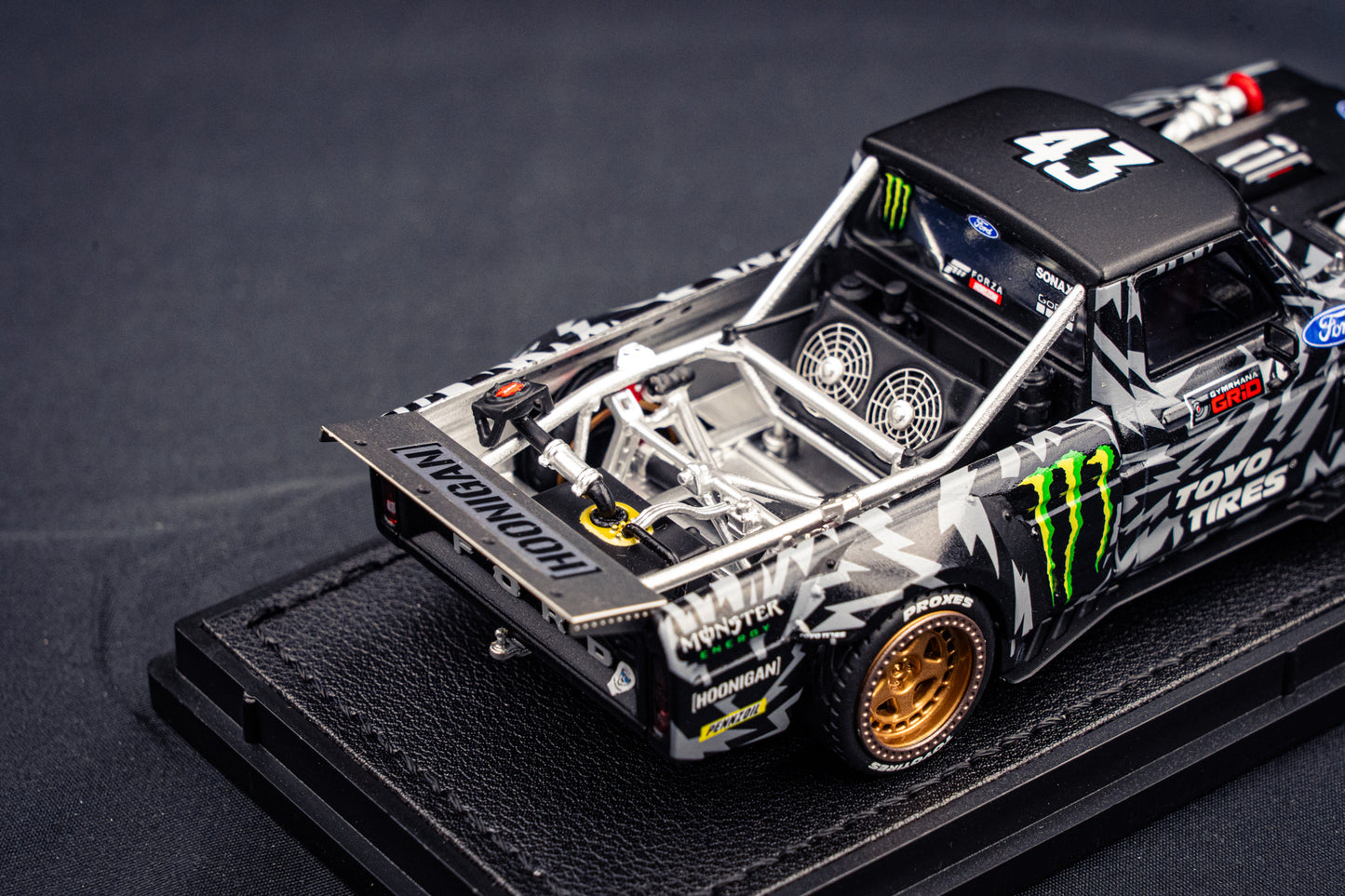 Ken Block #43 lim. 500 Stk. - Hoonigan Ford Pick Up Truck - Top Marques 1:43