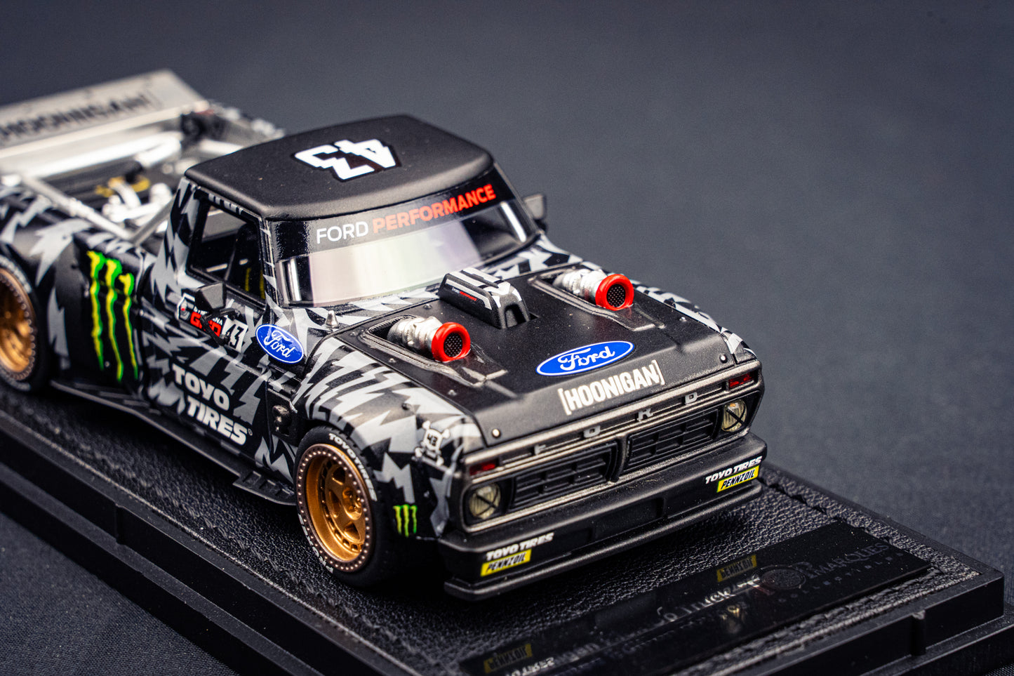 Ken Block #43 lim. 500 Stk. - Hoonigan Ford Pick Up Truck - Top Marques 1:43