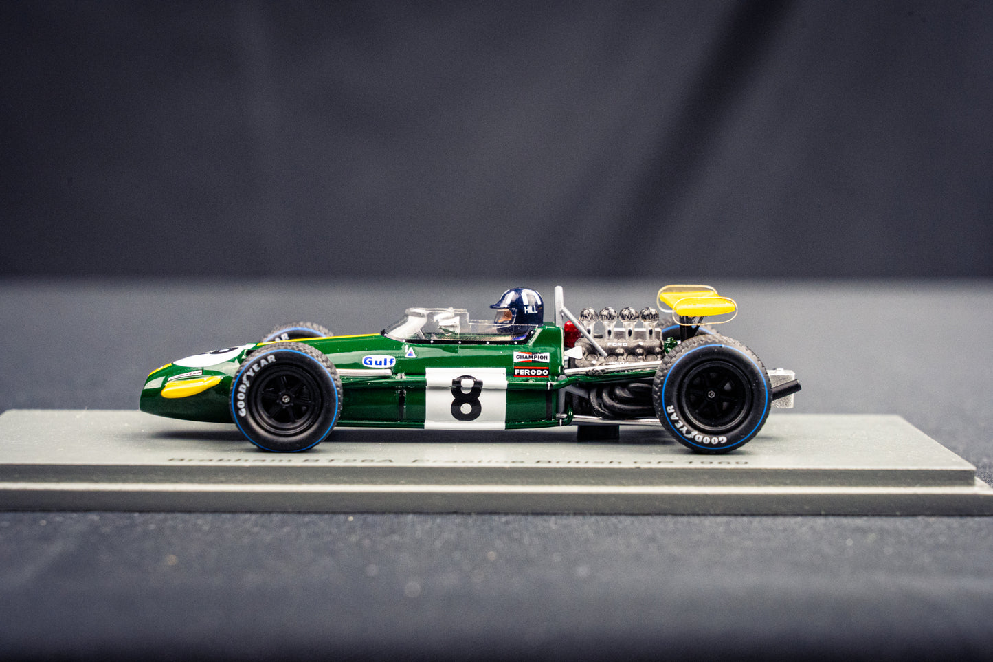 Brabham BT26A #8 Graham Hill - British GP 69 Training - Spark 1:43