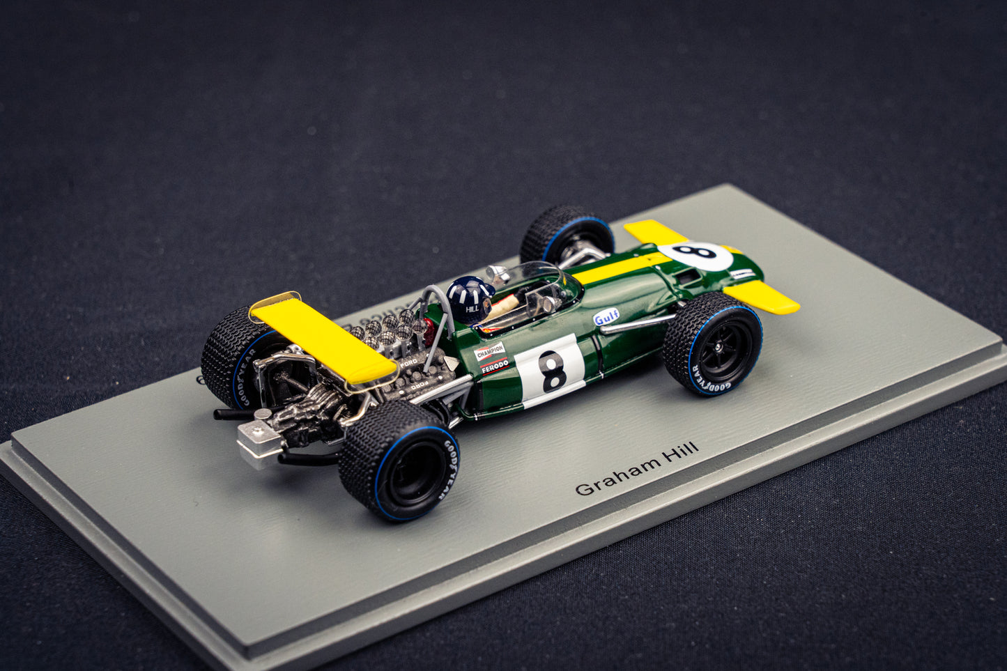 Brabham BT26A #8 Graham Hill - British GP 69 Training - Spark 1:43