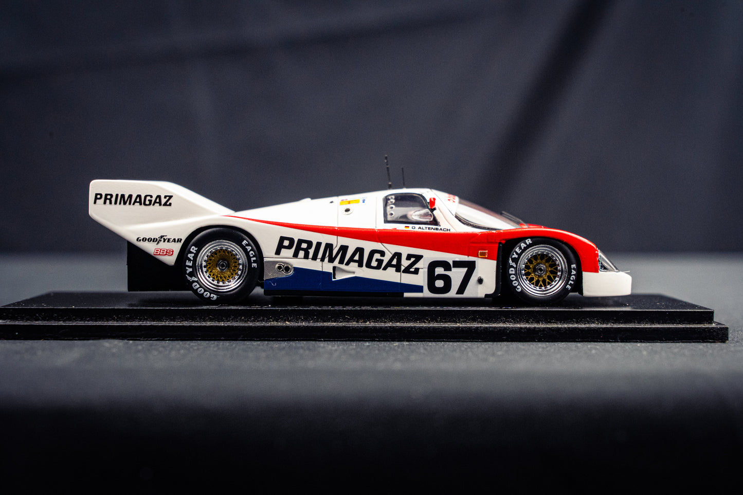 Porsche 962C #67 Yver/Lässig/Altenbach - P10 24h LeMans 1992 - Spark 1:43