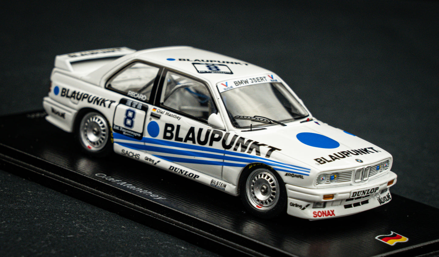 BMW E30 M3 lim. edition 500 Stk. no.8 O. Manthey Team Isert - DTM 1988 - Spark 1:43