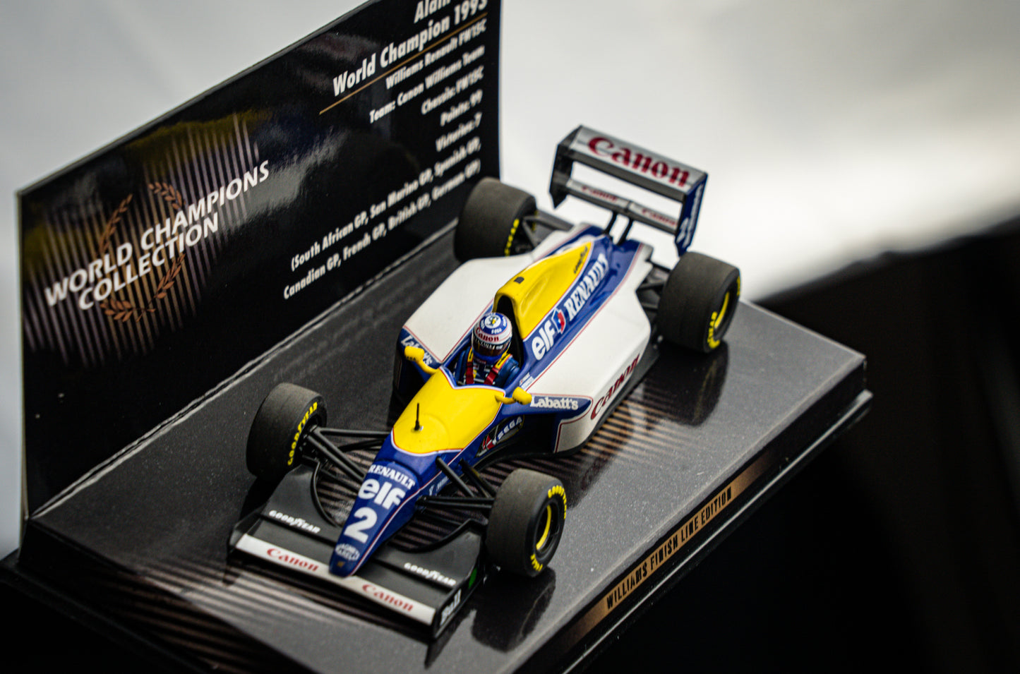 Alain Prost #2 Williams FW15C Formel 1 Weltmeister 1993 - Minichamps 1:43