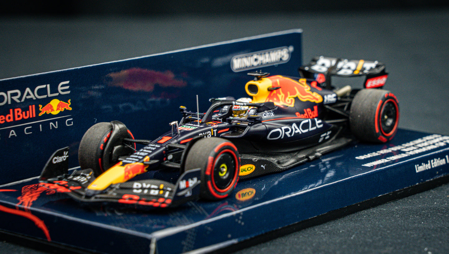 Max Verstappen Red Bull Racing RB18 lim.edition #1 Platz 1 GP Emilia Romagna 2022 - Minichamps 1:43