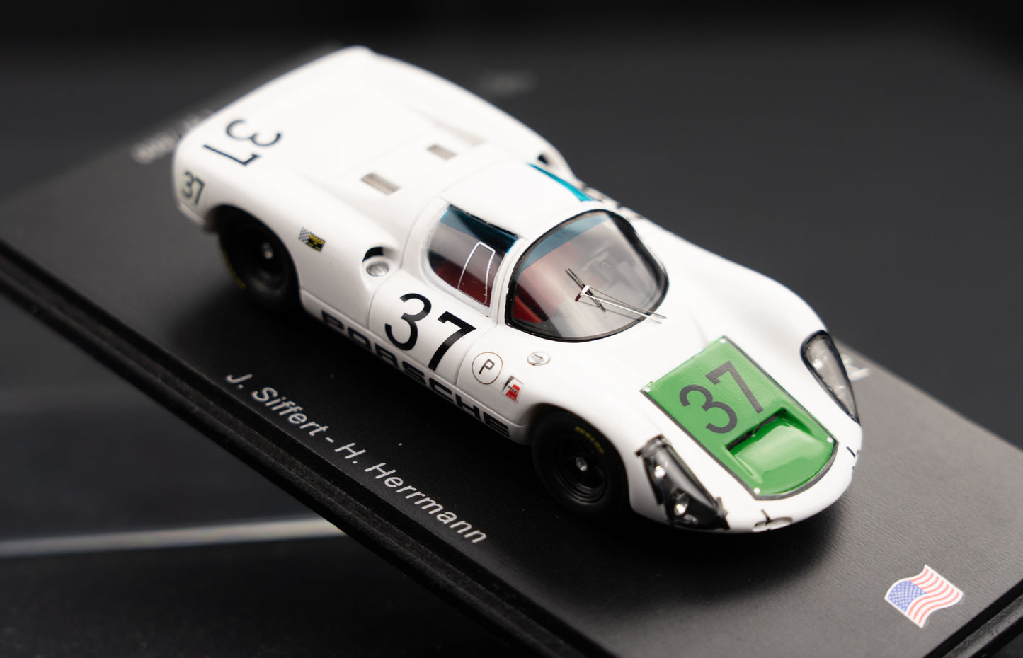 Porsche 910 lim. 500 pcs. #37 Herrmann / Siffert 4th 12h Sebring 1967, Spark 1:43