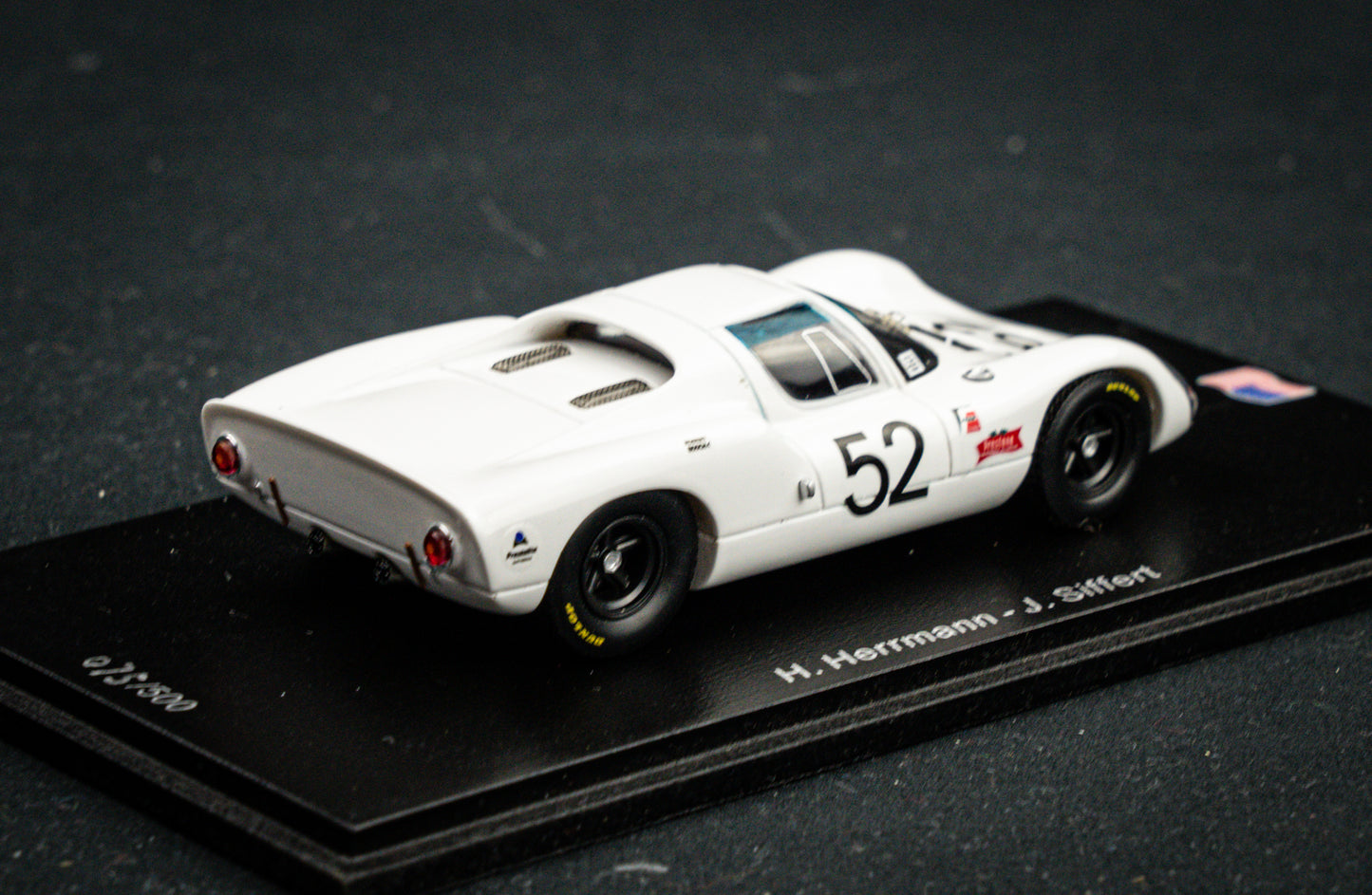 Porsche 910 lim. 500 pcs. #52 Herrmann / Siffert 4th 24h Daytona 1967, Spark 1:43