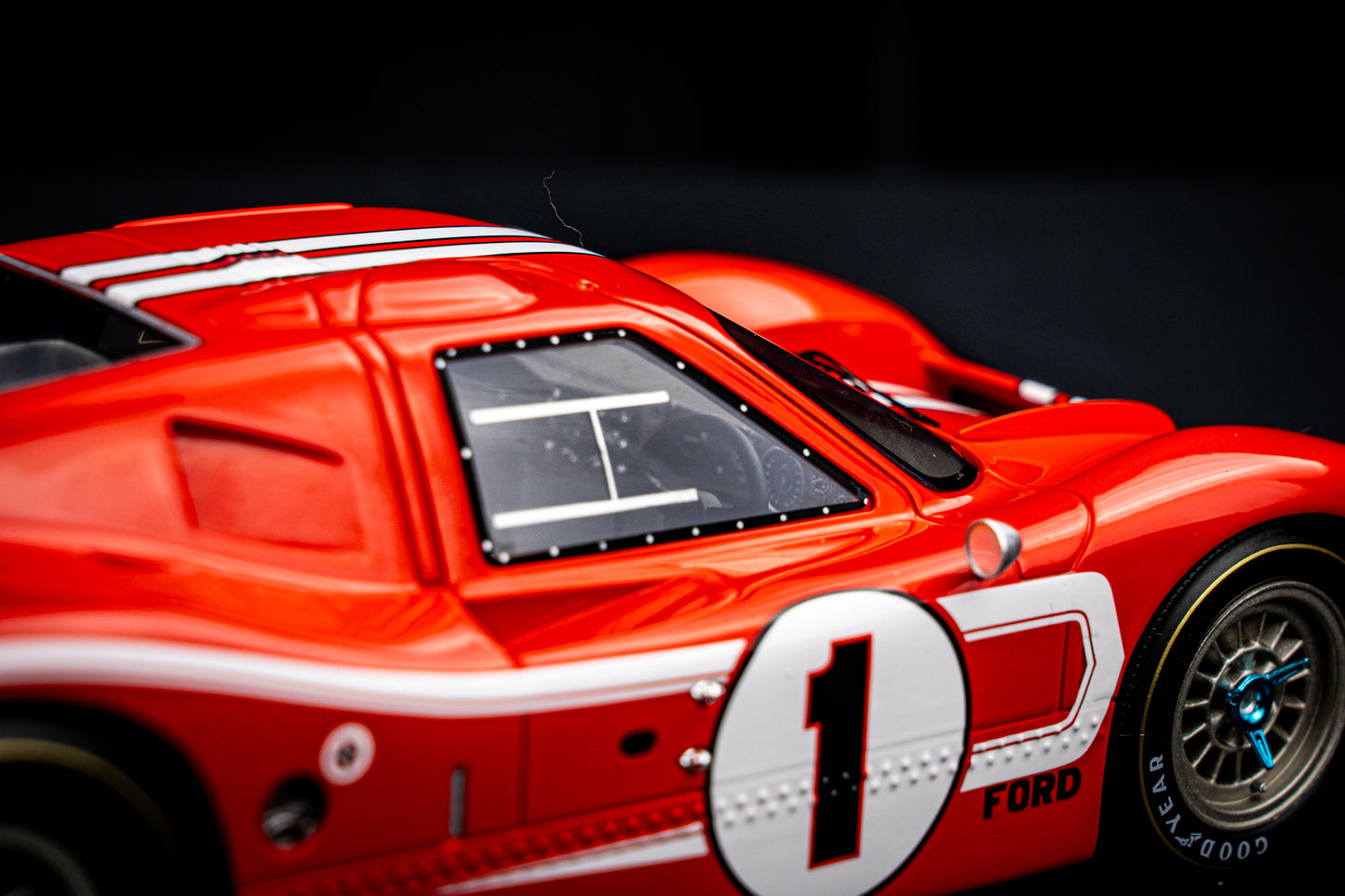 Ford GT40 Mk IV #1 D. Gurney / A.J. Foyt Sieger 24h LeMans 1967 1:18 Spark