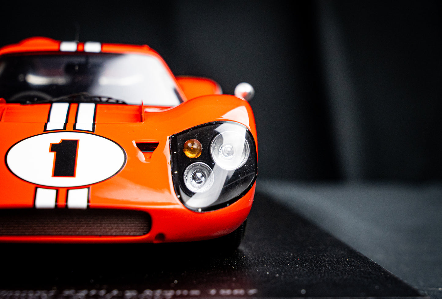 Ford GT40 Mk IV #1 D. Gurney / A.J. Foyt Sieger 24h LeMans 1967 1:18 Spark