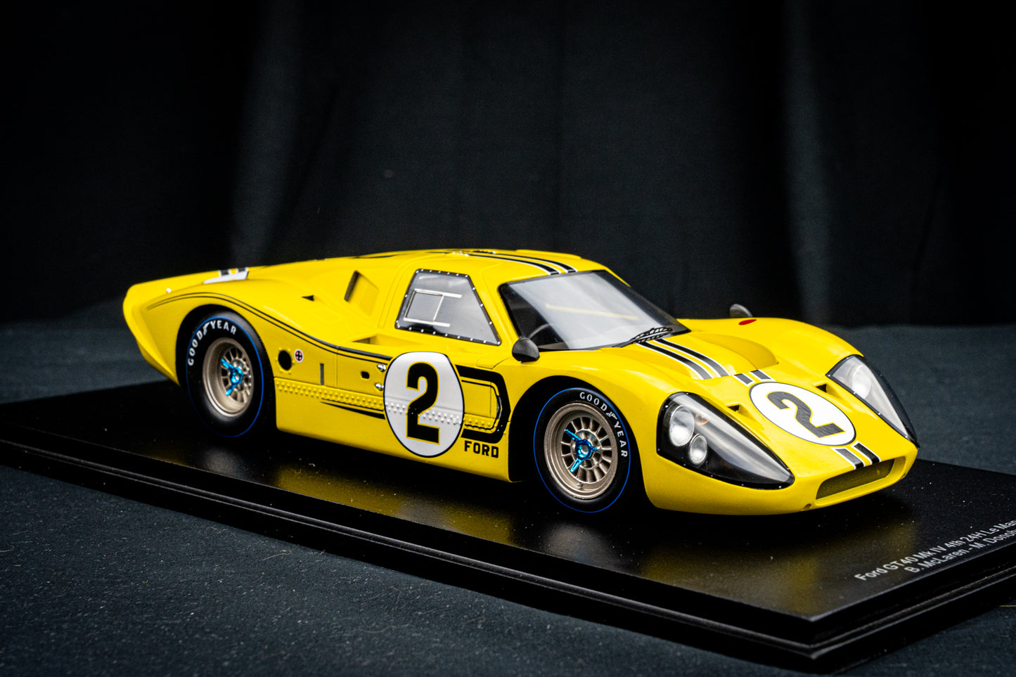Ford GT40 Mk IV #2 B. McLaren / M. Donohue 4th 24h LeMans 1967 1:18 Spark