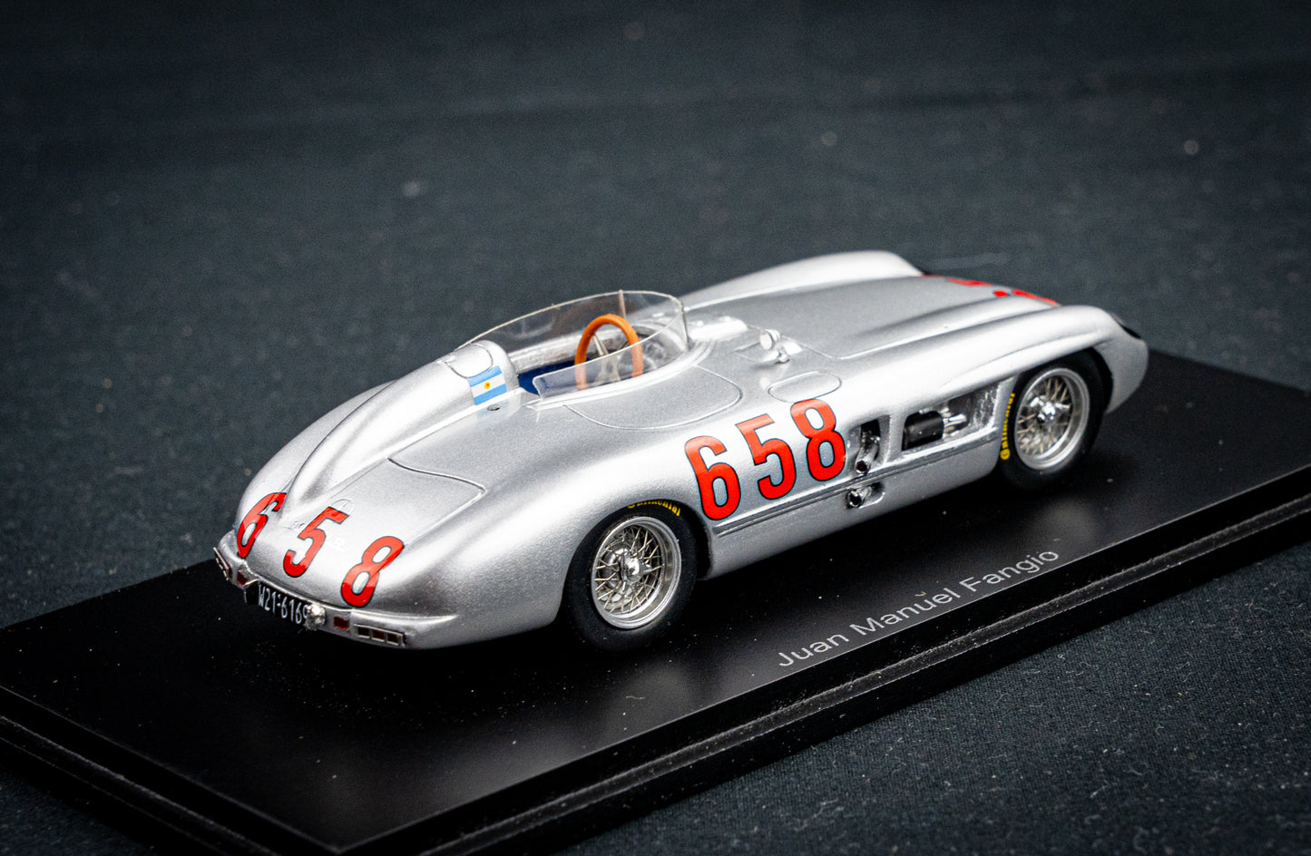 Mercedes 300 SLR no.658 J.M. Fangio P2 Mille Miglia 1955 1:43 Spark