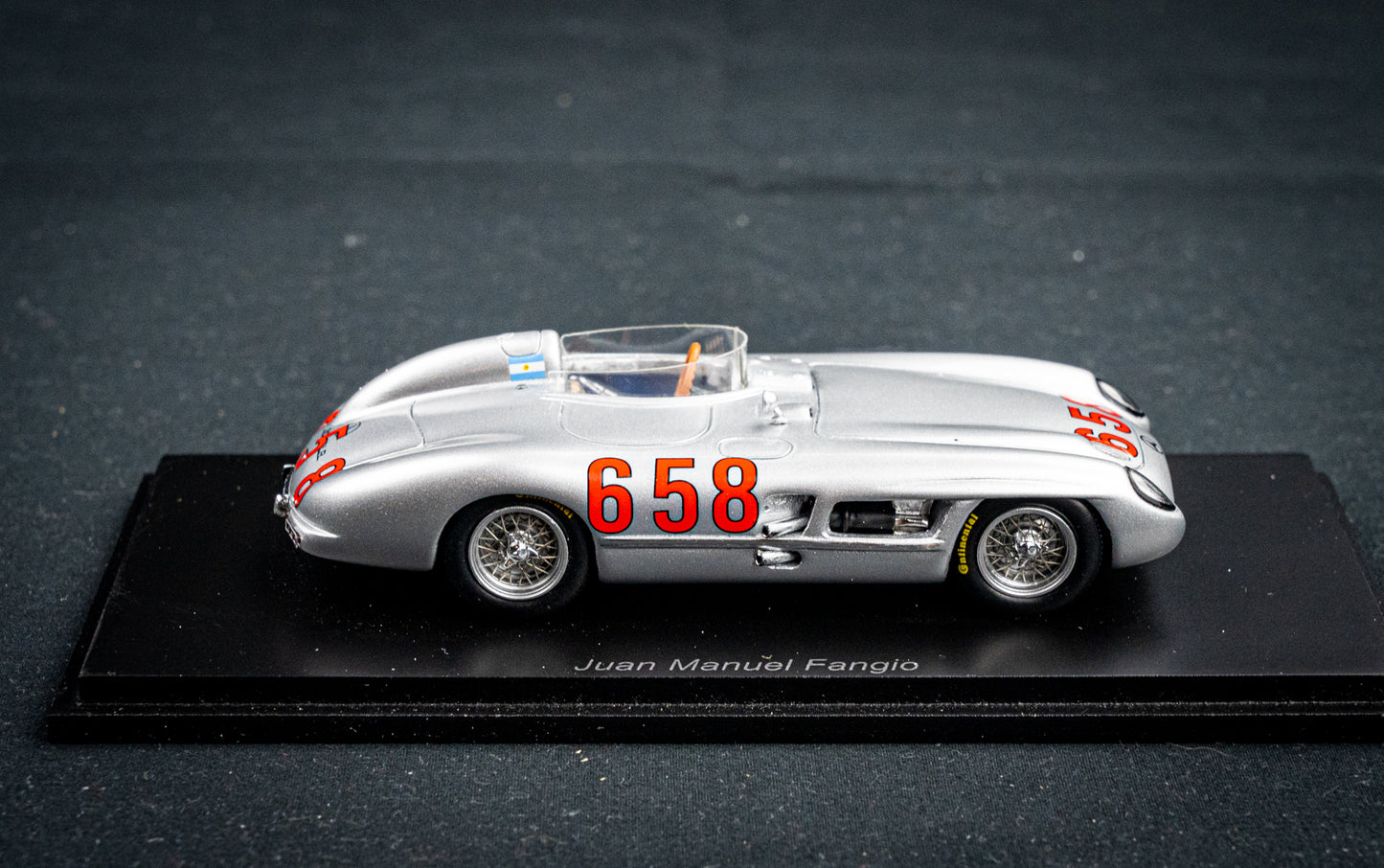 Mercedes 300 SLR no.658 J.M. Fangio P2 Mille Miglia 1955 1:43 Spark