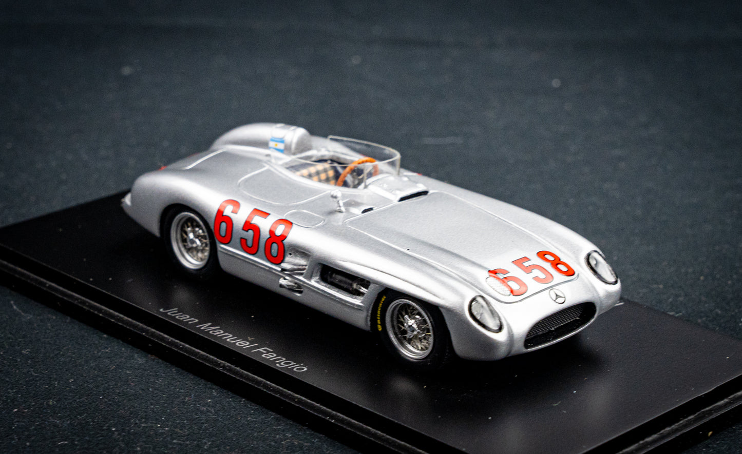 Mercedes 300 SLR no.658 J.M. Fangio P2 Mille Miglia 1955 1:43 Spark
