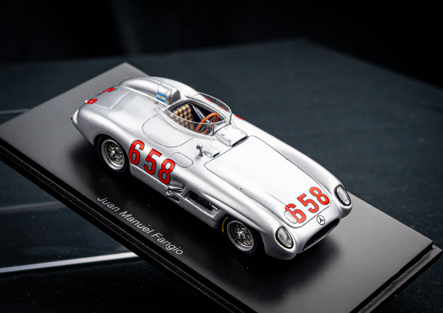 Mercedes 300 SLR no.658 J.M. Fangio P2 Mille Miglia 1955 1:43 Spark