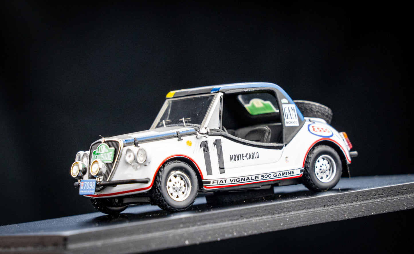 Fiat 500 Gamine #11 R.F. Dulbecco / Y.LeGraverend Rallye Monte Carlo 1969 Spark 1:43