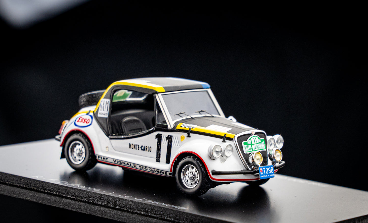 Fiat 500 Gamine #11 R.F. Dulbecco / Y.LeGraverend Rallye Monte Carlo 1969 Spark 1:43