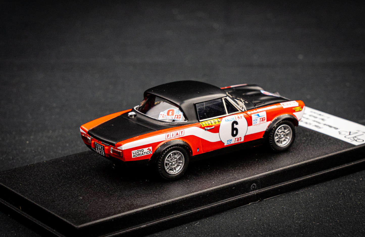 FIAT 124 Abarth Rallye lim. 150 pcs. #6 R. Pinto / A. Bernacchini - Rallye Portugal 1973 - Trofeu 1:43