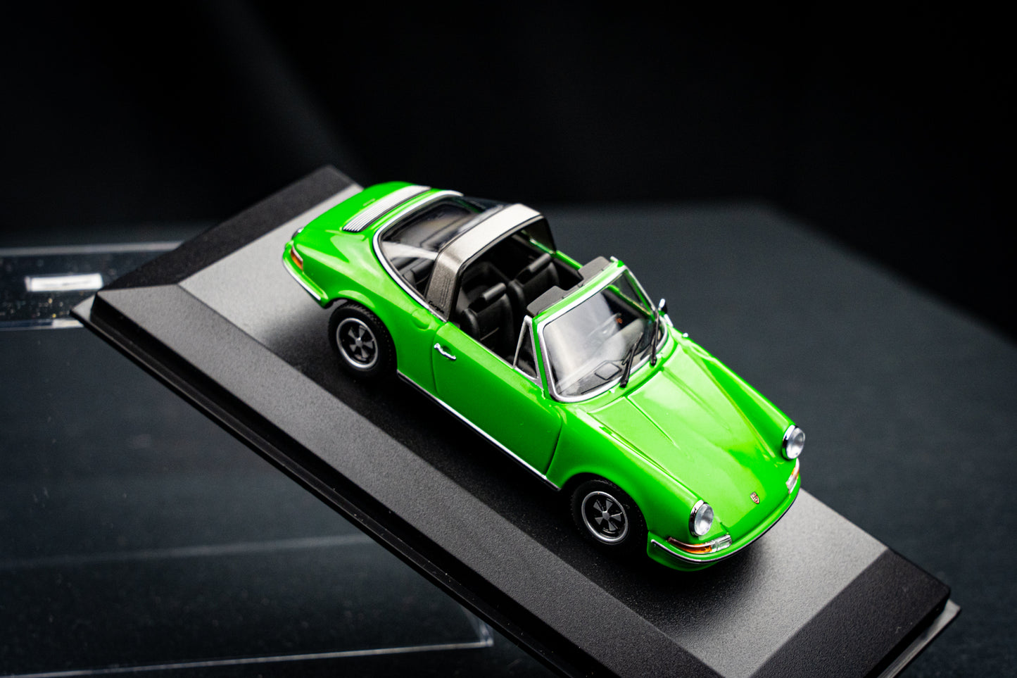 Porsche 911 Targa S 1972 vipergreen - Minichamps 1:43 limitiert auf 504 Stk.