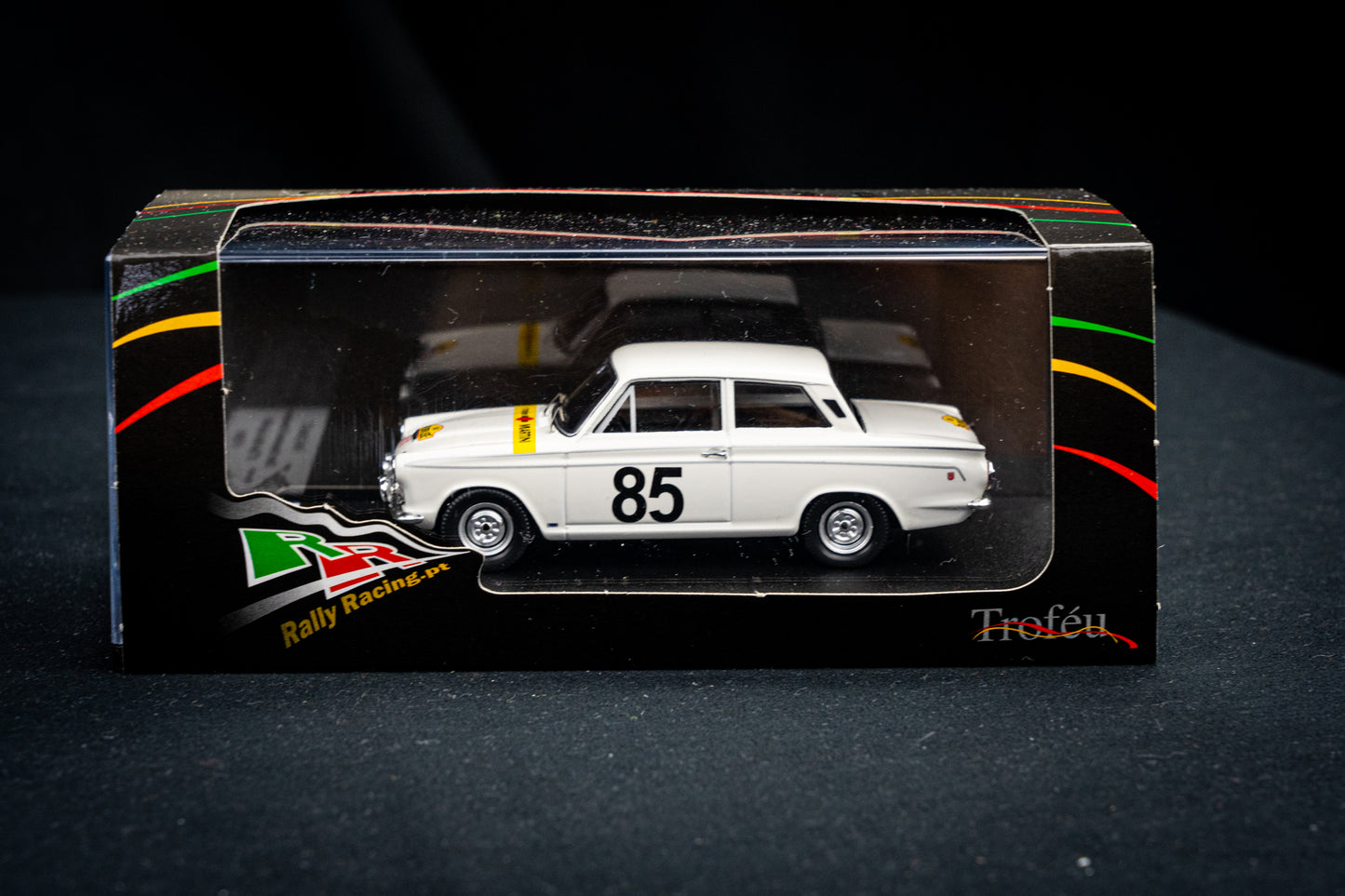 Ford Cortina GT lim. 150 pcs. #85 G. Staepelaere / E. Meuwissen - Spa - Sofia -Liege 64 - Trofeu 1:43
