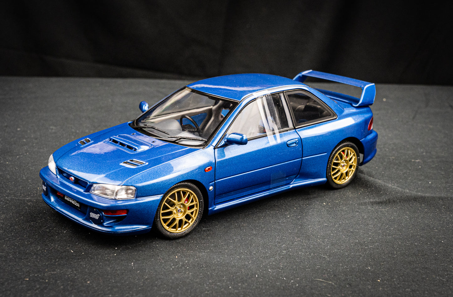 Subaru Impreza 22B STI Version - Solido 1:18