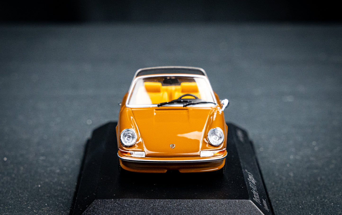 Porsche 911 Targa S 1972 Sepiabraun - Minichamps 1:43 limitiert auf 504 Stk.