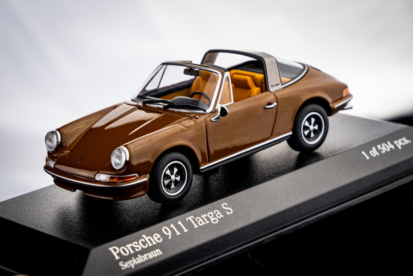 Porsche 911 Targa S 1972 Sepiabraun - Minichamps 1:43 limitiert auf 504 Stk.
