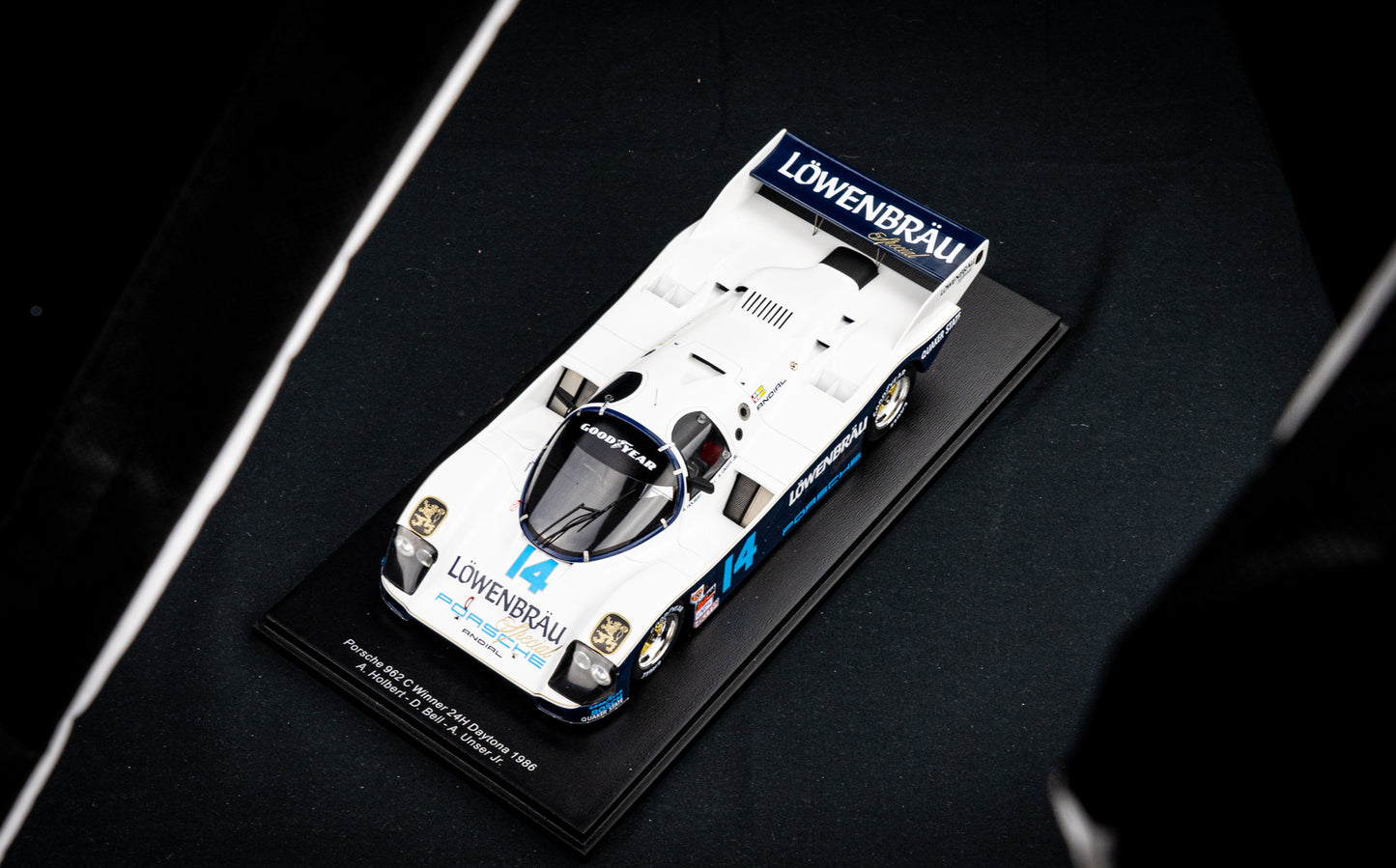 Porsche 962 C #14 Holbert / Bell / Unser jr. - Winner 24h Daytona 1986 - Spark 1:18