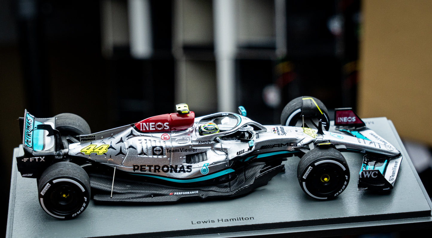 Lewis Hamilton 300. Grand Prix Mercedes-AMG W13E #44 2nd French GP 2022, Spark 1:43,