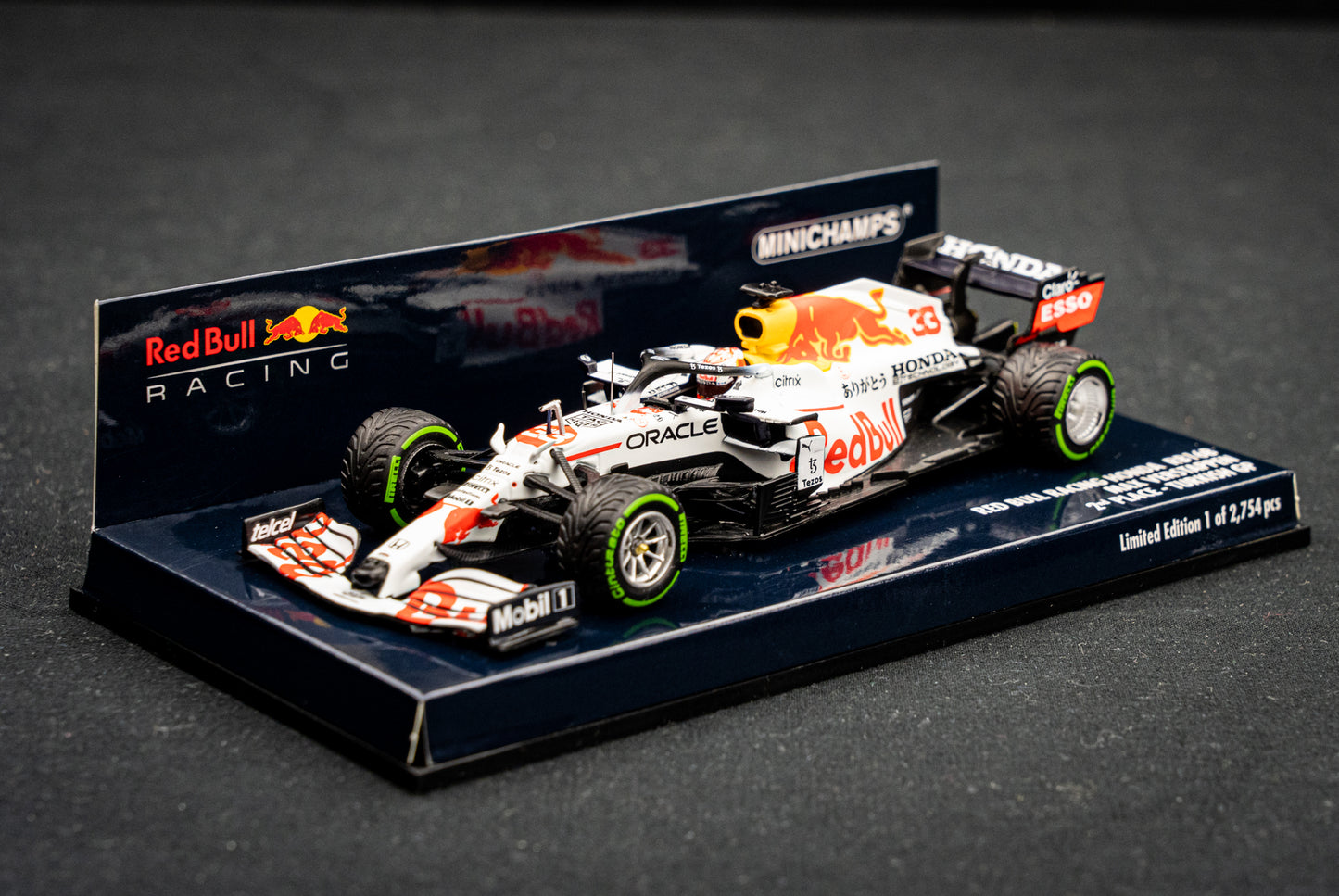 Max Verstappen no.33 Red Bull RB16B White limited 2.754 pcs. - 2nd Turkish GP 2021 - Minichamps 1:43