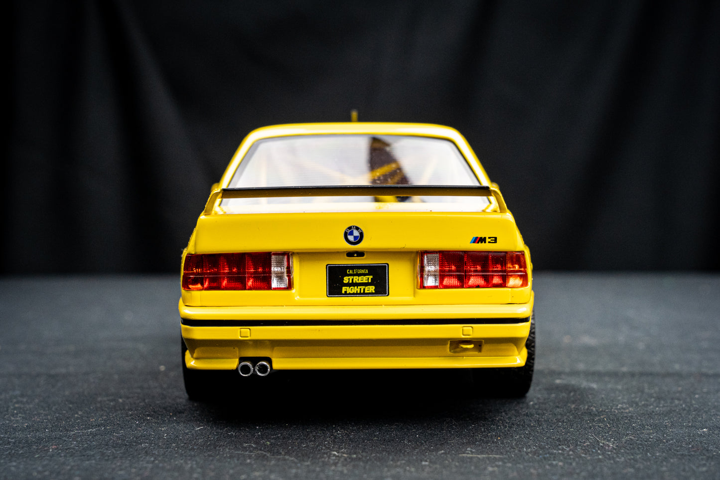 BMW M3 E30 "Streetfighter" gelb Baujahr 1990 - 1:18 Solido
