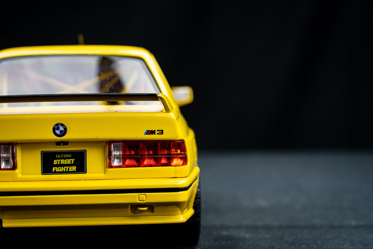 BMW M3 E30 "Streetfighter" gelb Baujahr 1990 - 1:18 Solido