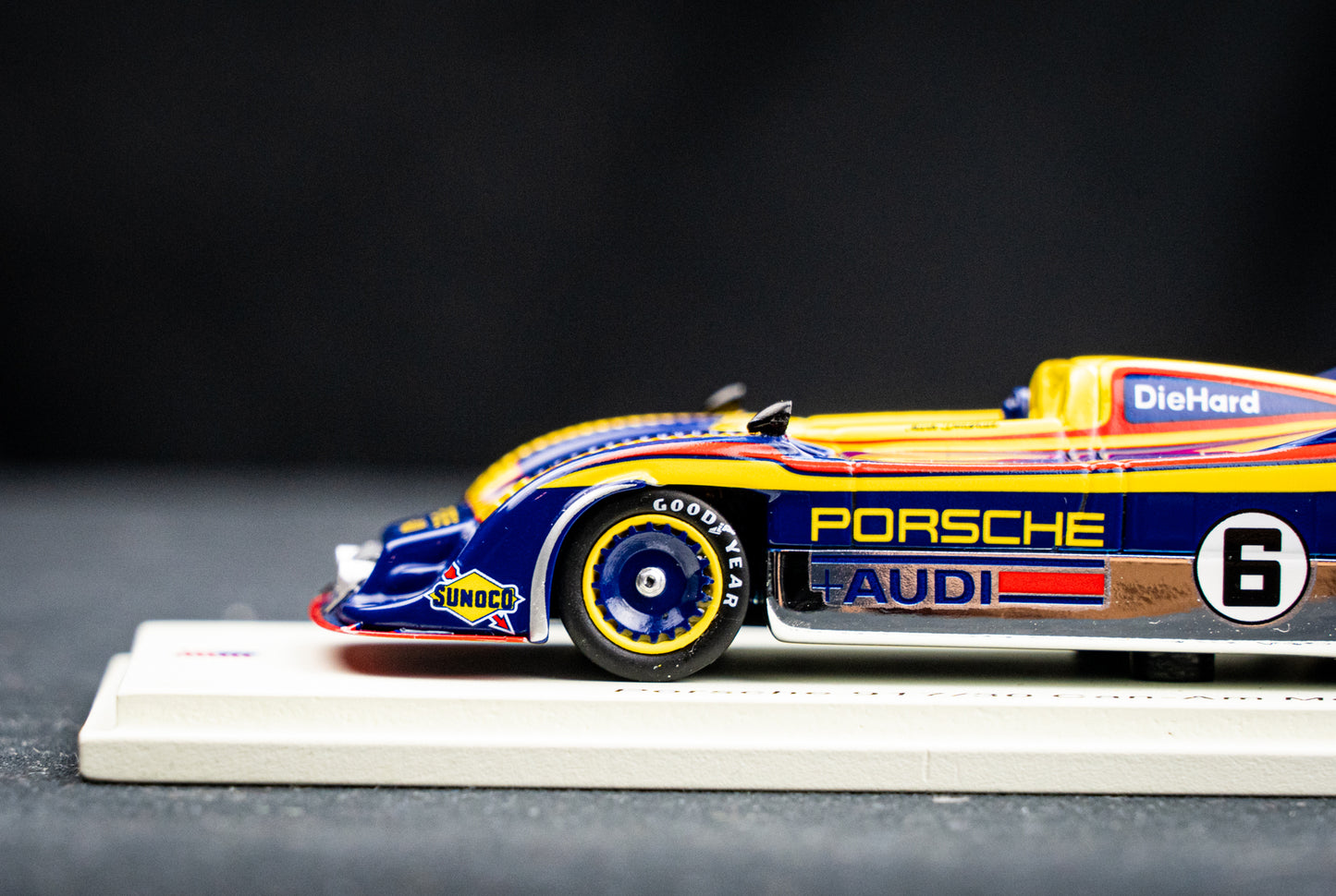 Porsche 917/30 #6 Mark Donohue - CanAm Mosport 1973 - Spark 1:43