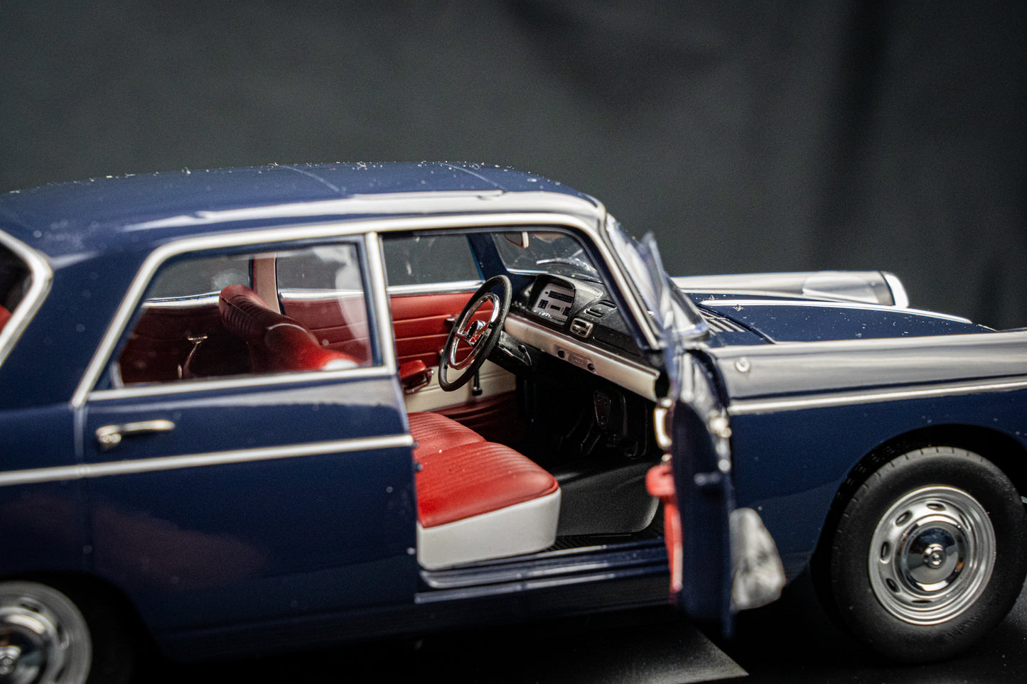 Peugeot 404 Sedan 1965 Amiral blue Norev 1:18