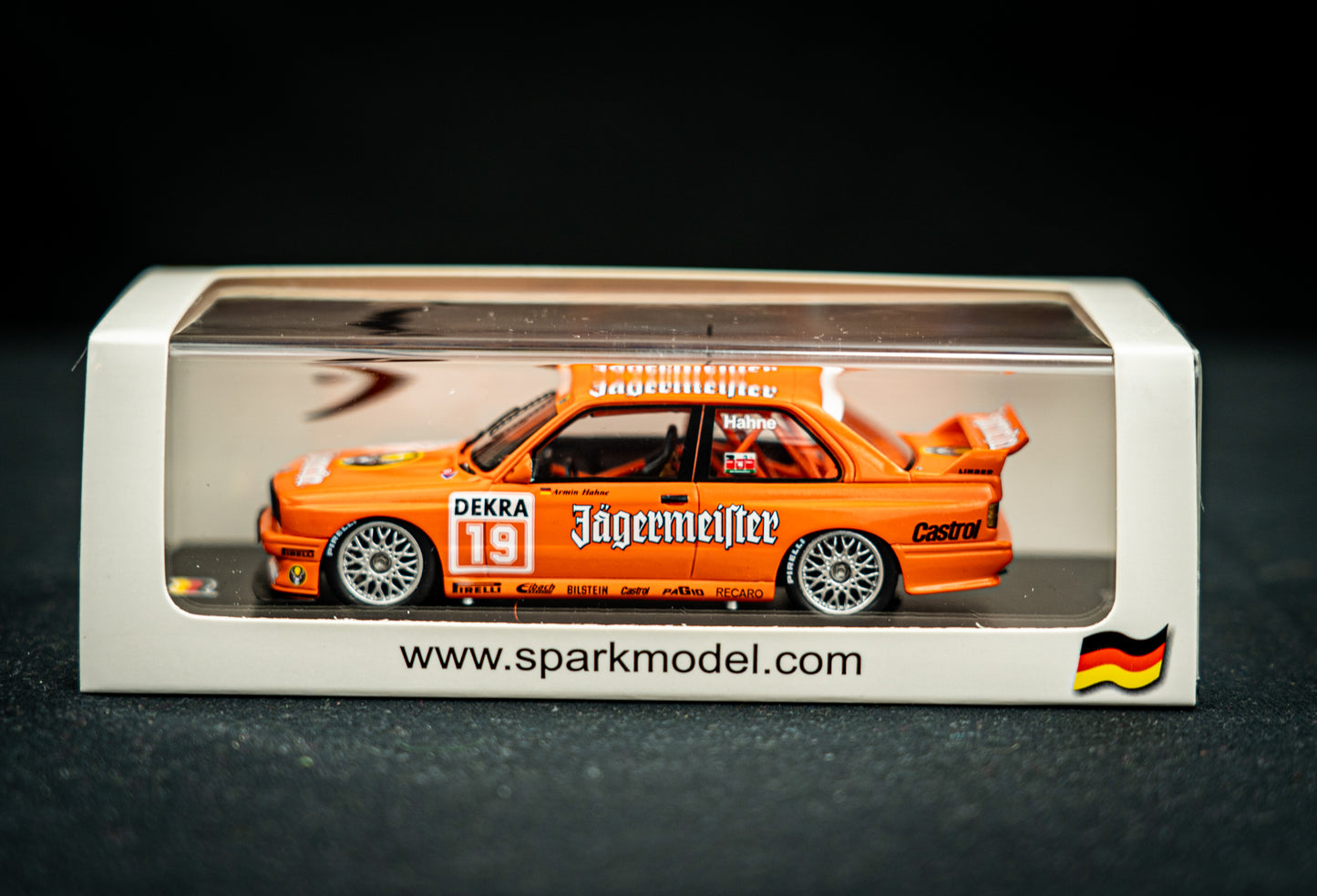 BMW M3 E30 lim. 500 Stk. no.19 Armin Hahne - Team Lindner DTM 1992 - Spark 1:43