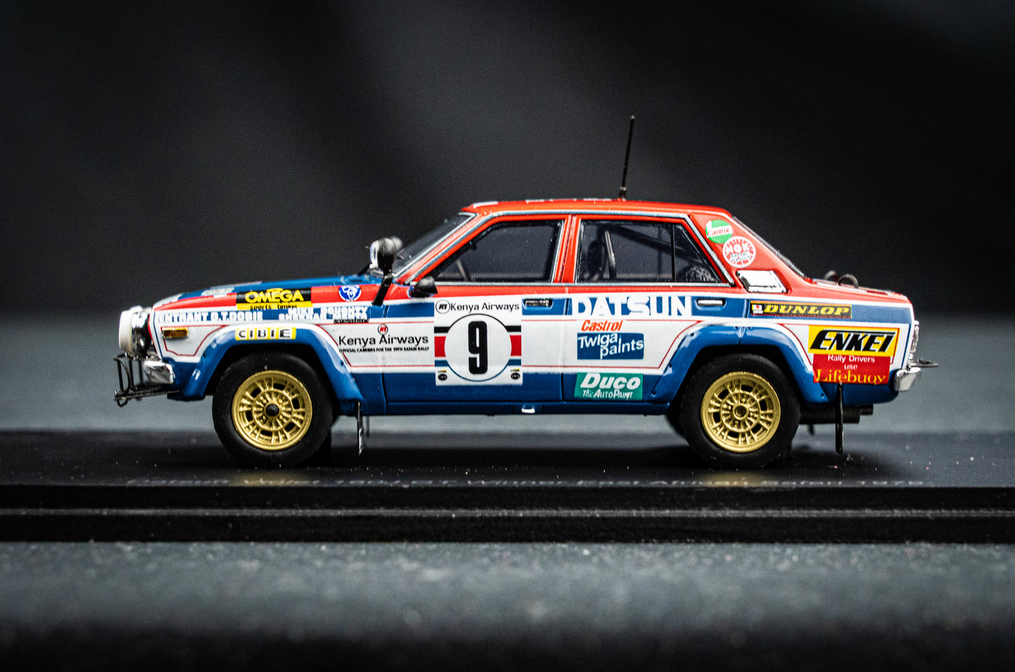 Datsun Violet 160J GT #9 S. Mehta / M. Doughty - Sieger Safari Rallye 1979 - Spark 1:43