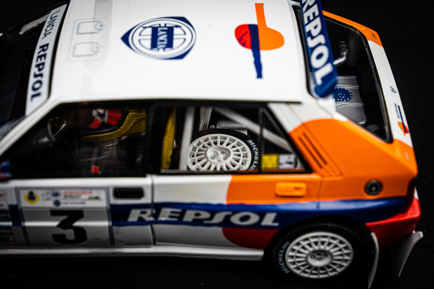 Lancia Delta HF Integrale #3 Sainz / Moya - Repsol Livery - Rallye Acropolis 1993 / Solido 1:18