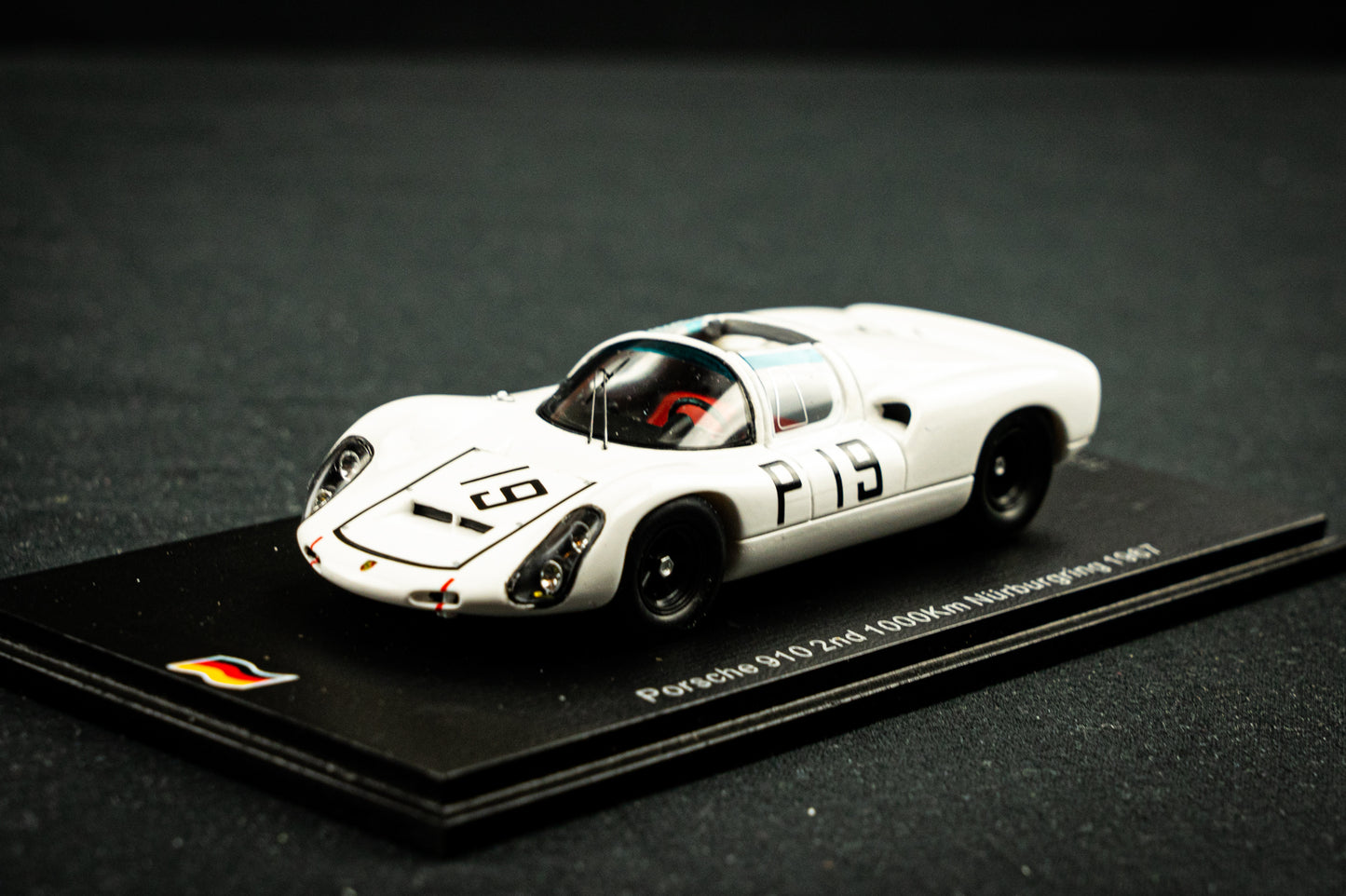 Porsche 910 #19 lim. edition 300 Stk. 2nd 1000km Nürburgring 1967 - Hawkings / Koch Spark 1:43