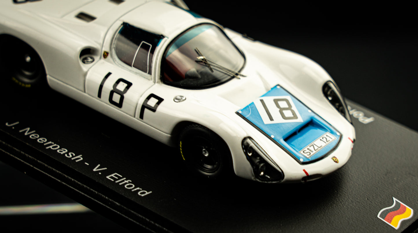 Porsche 910 #18 lim. edition 300 Stk. 3rd 1000km Nürburgring 1967 - Neerpasch / Elford Spark 1:43
