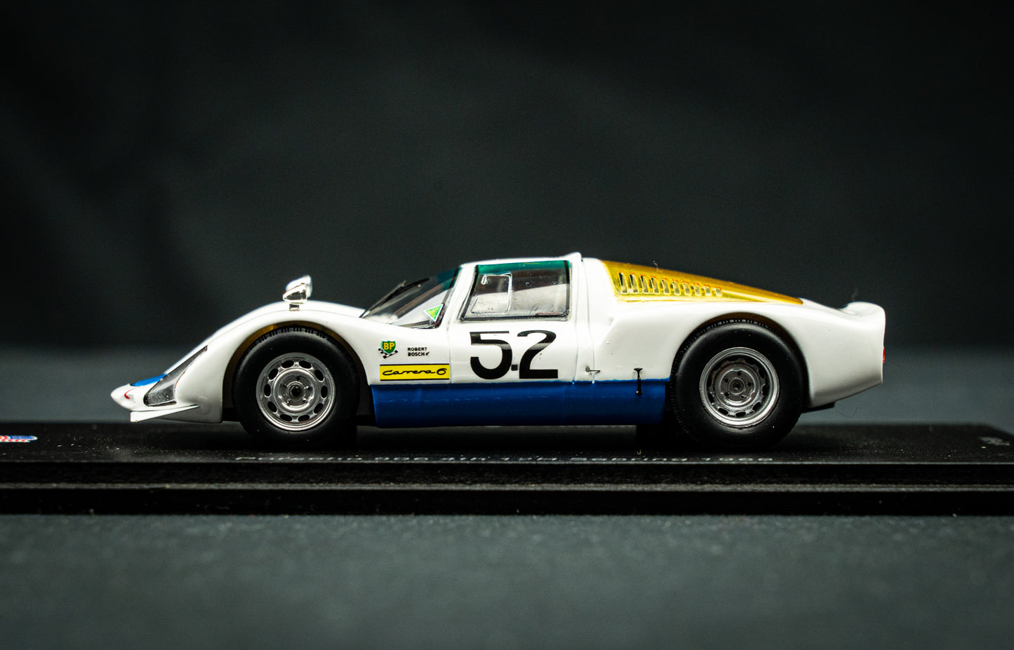 Porsche 906 lim.edition 300 Stk. #52 Herrmann/Buzzetta/Mitter - 4th 12h Sebring 1966 - 1:43