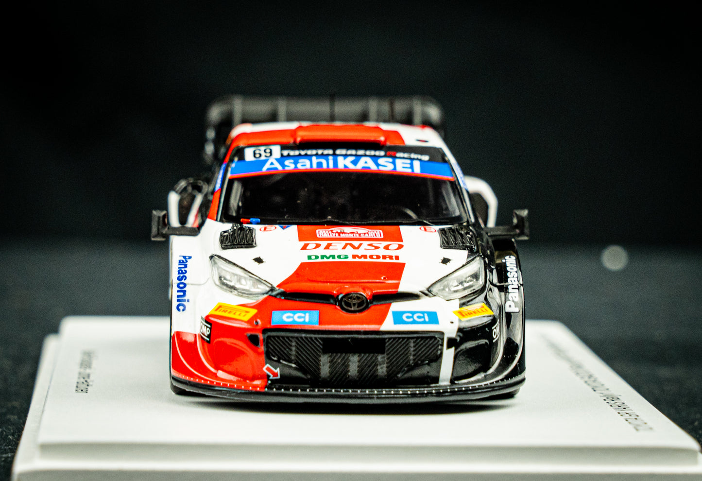 Toyota GR Yaris Rallye #69 K. Rovanperä / J. Halttunen - Rallye Monte Carlo 2022 Spark 1:43
