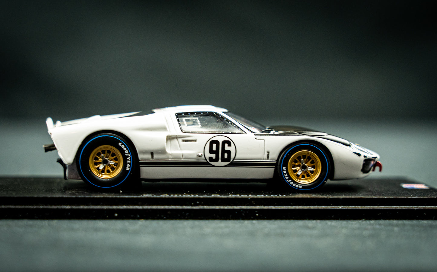 Ford GT40 MK2 lim. edition 500 Stk. - #96 Amon / McLaren - 5th 24h Daytona 1966 - 1:43