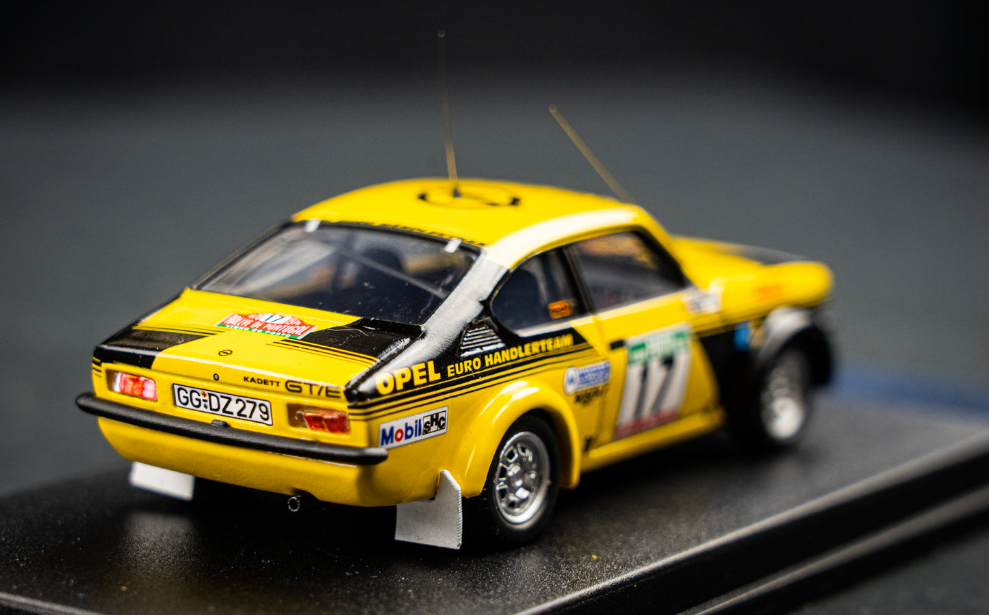 Opel Kadett GT/E Lim. Edition #17 Mequepe / Vilar Portugal Rallye 1978