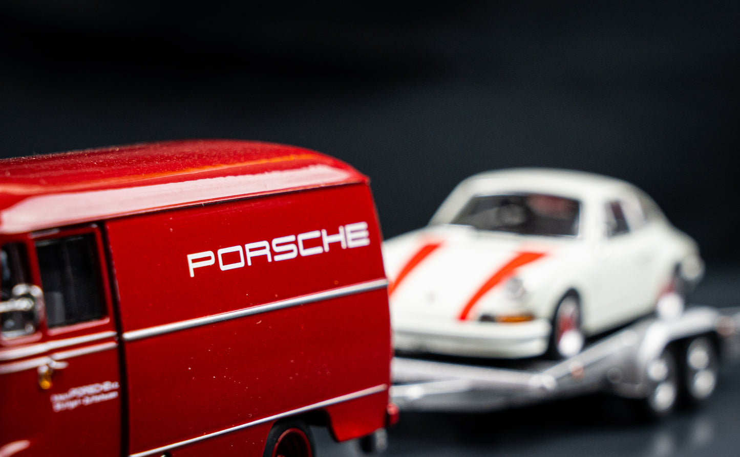 Schuco Car - Set 1:43 Mercedes L319 Transporter mit Porsche 911 RS am Hänger