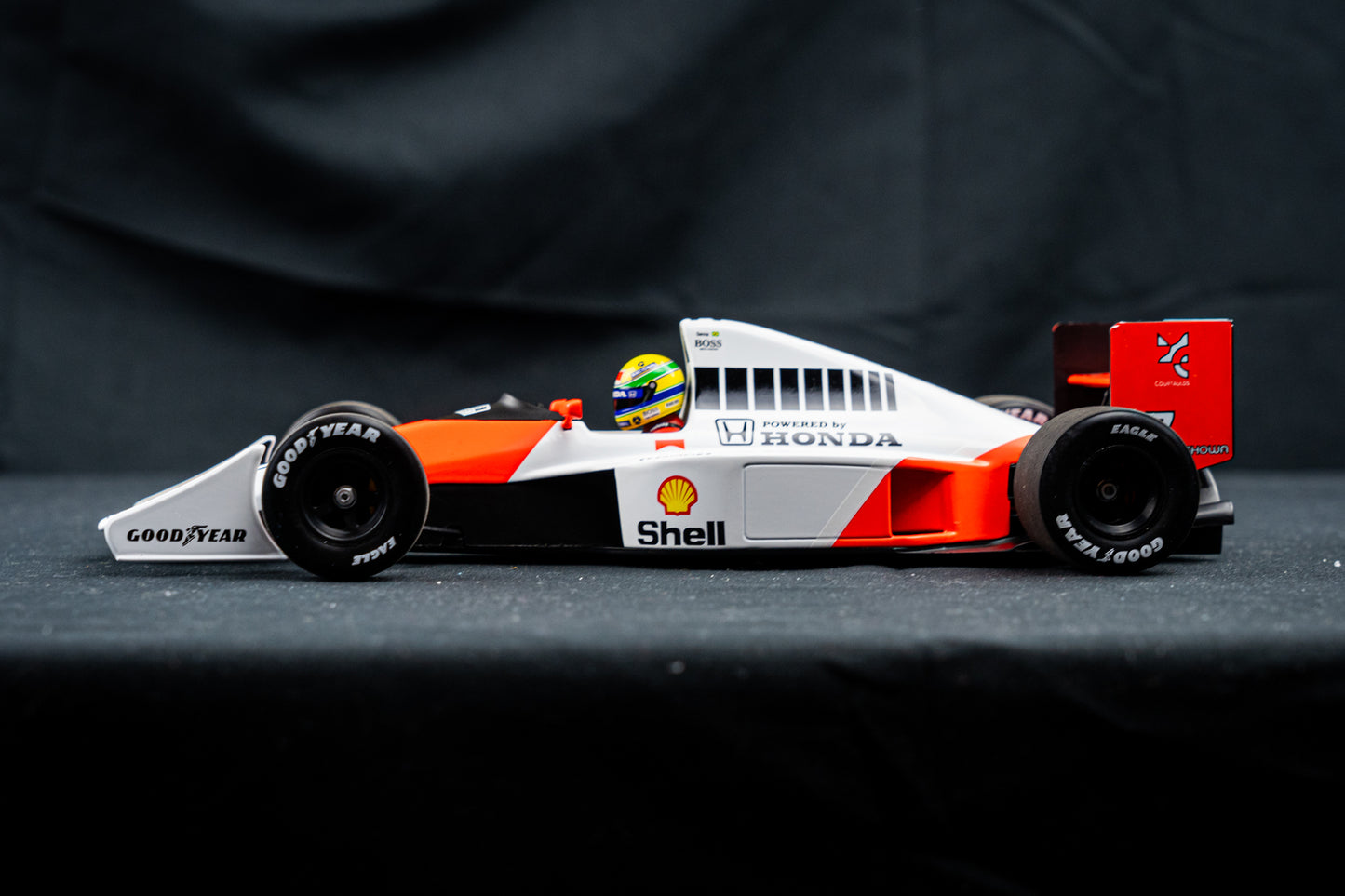 Ayrton Senna McLaren MP4/5B #12 Saison 1990 - Minichamps 1:18