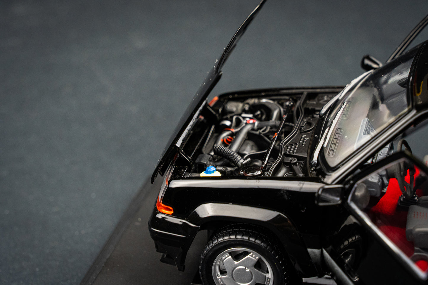 Renault 5 Super Cinq GT Turbo schwarz - Norev 1:18
