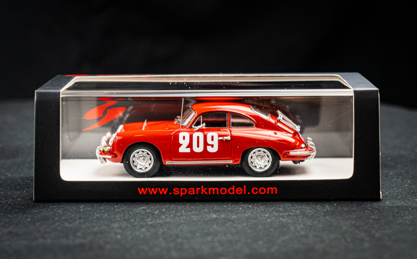 Porsche 356B T5 1600S #209 Doojies / Slotemaker - Rallye Monte Carlo 1962 - Spark 1:43
