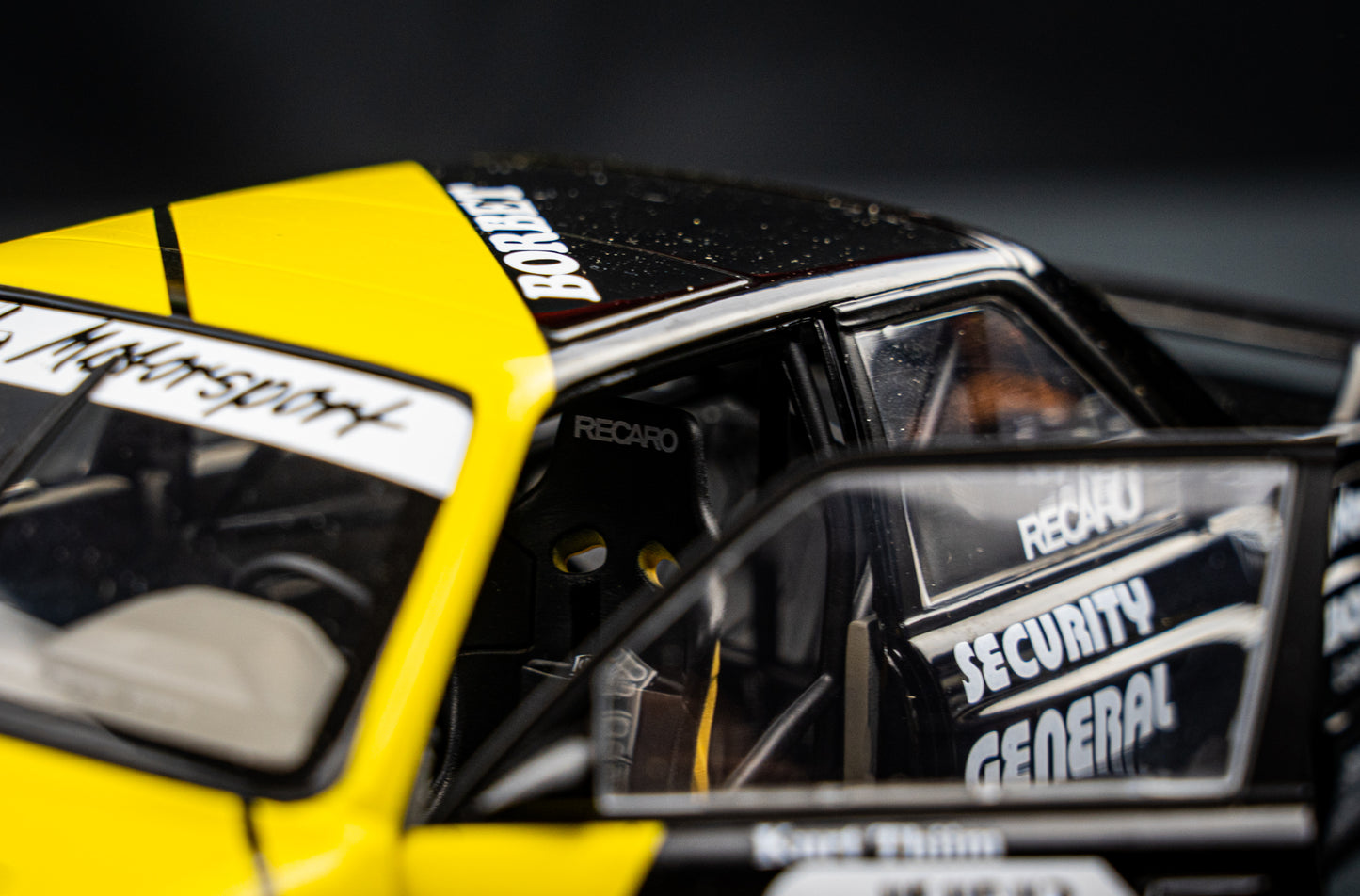 BMW M3 E30 #31 Kurt Thiim - DTM 1988 1:18 Solido