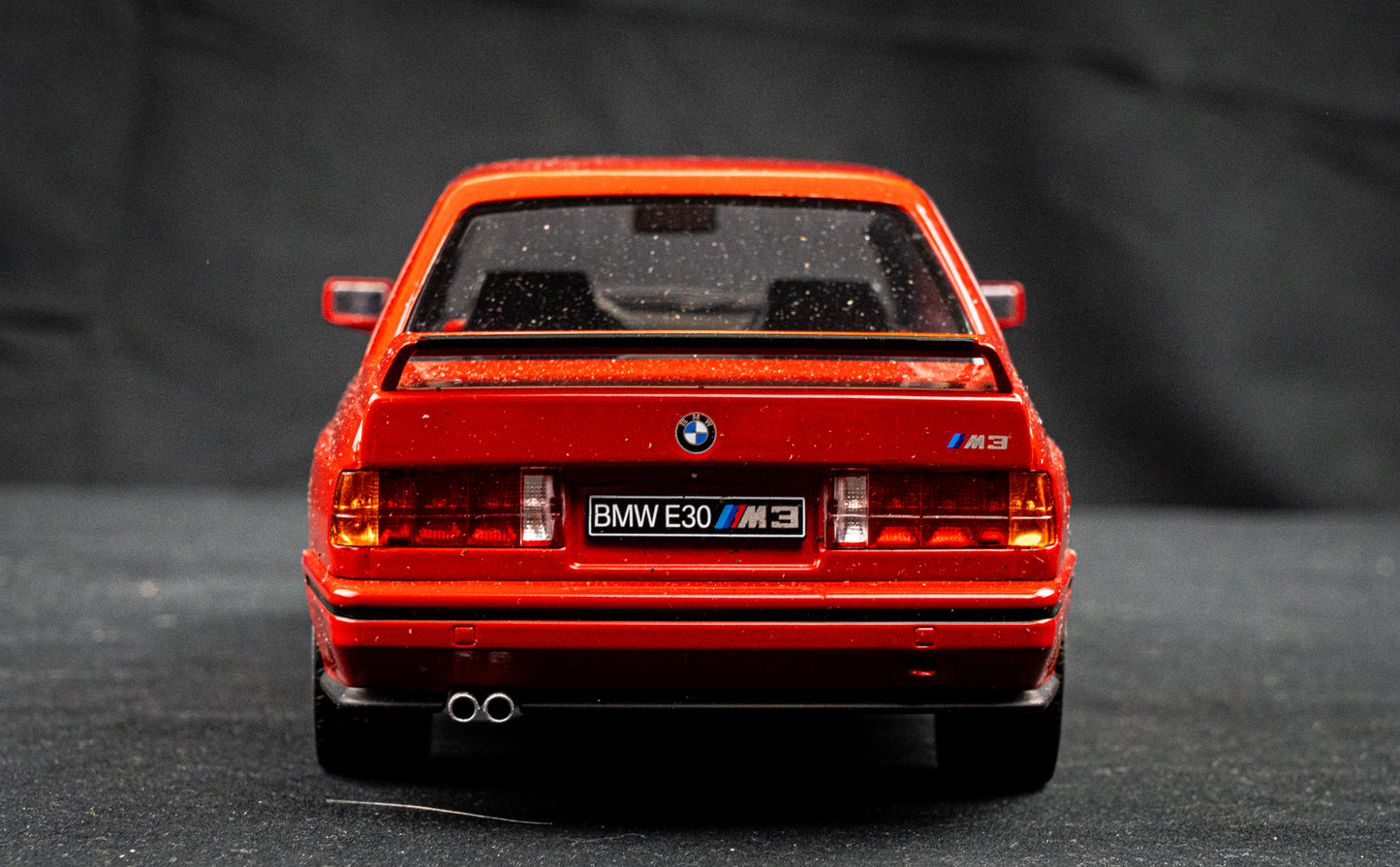 BMW M3 E30 Baujahr 1986 - 1:18 Solido