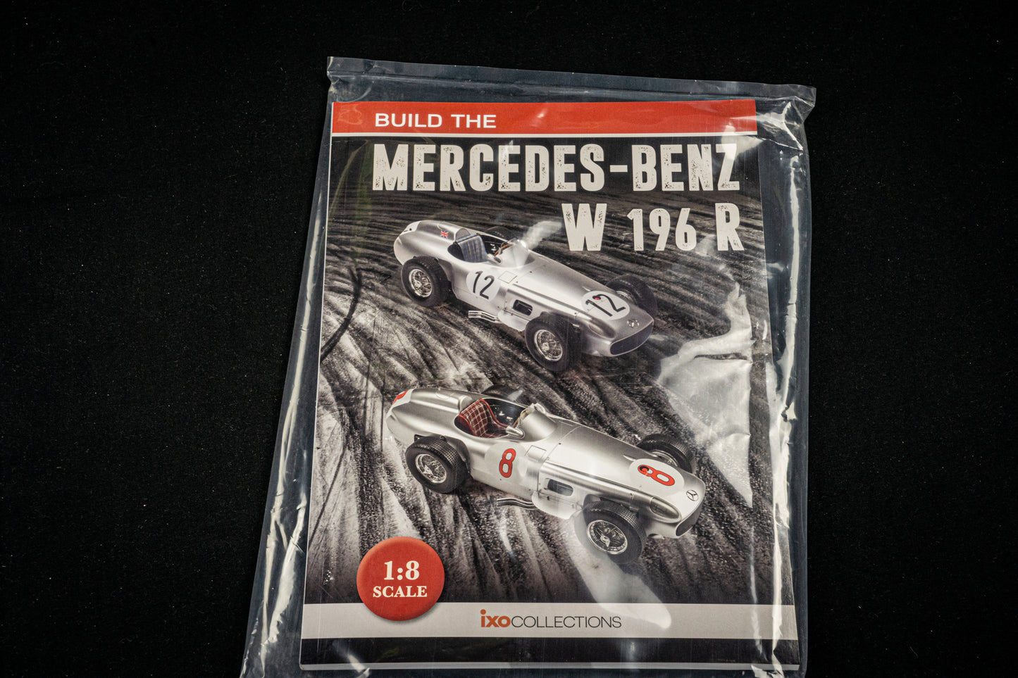 Mercedes W196 R no.8 Juan Manuel Fangio Formel 1 WM 1955 - IXO Collections 1:8