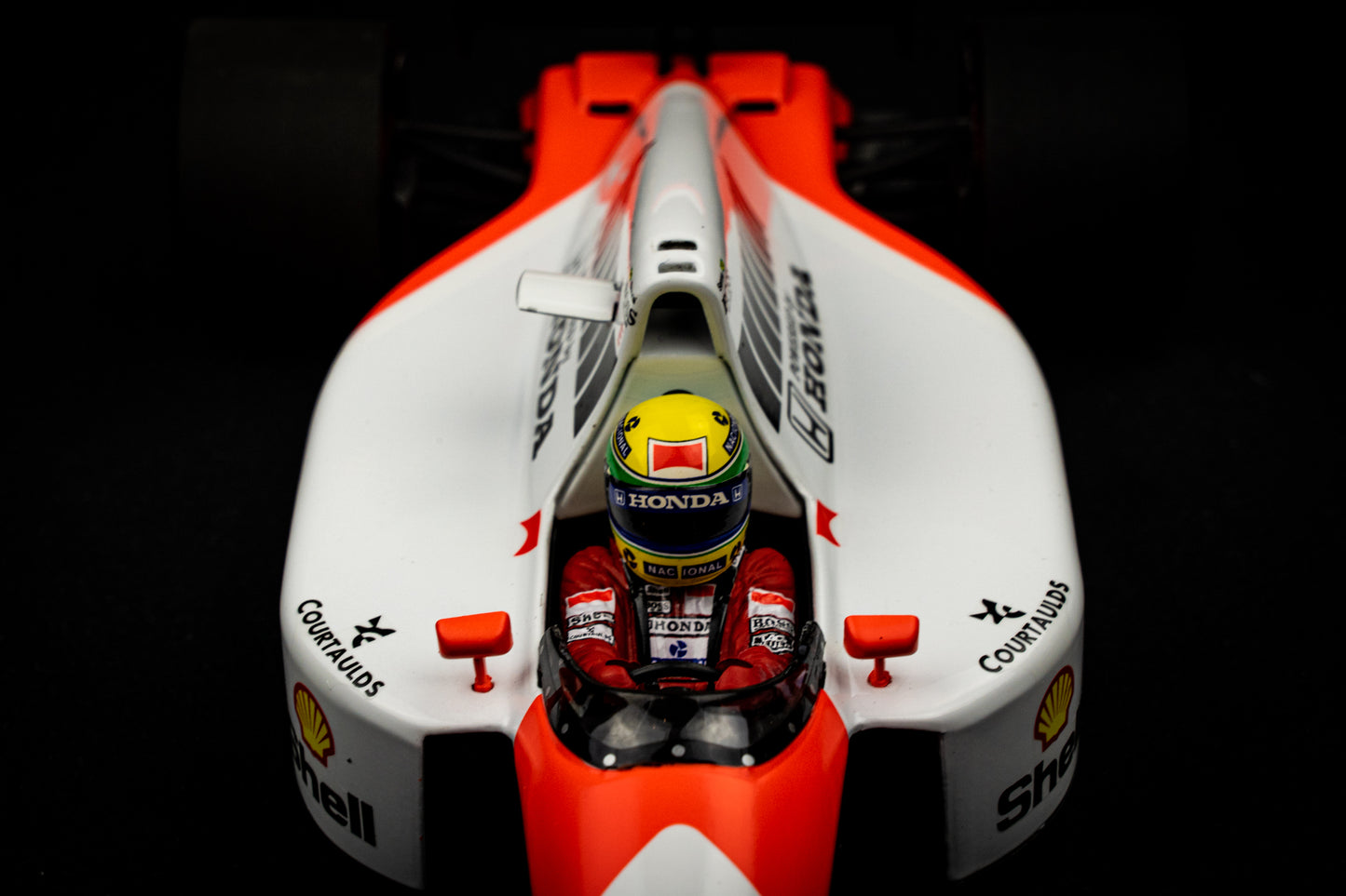 McLaren MP4/6 #1 Ayrton Senna Formel 1 Weltmeister 1991 - Minichamps 1:18